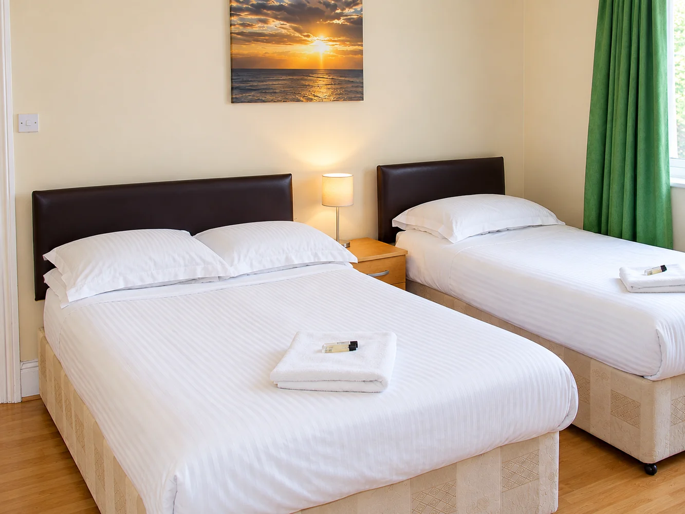 Standard Twin Room at Cedars House with one double bed and one single bed